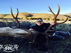 R&K hunts a deer 81