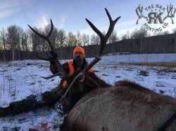 R&K hunts a deer 44